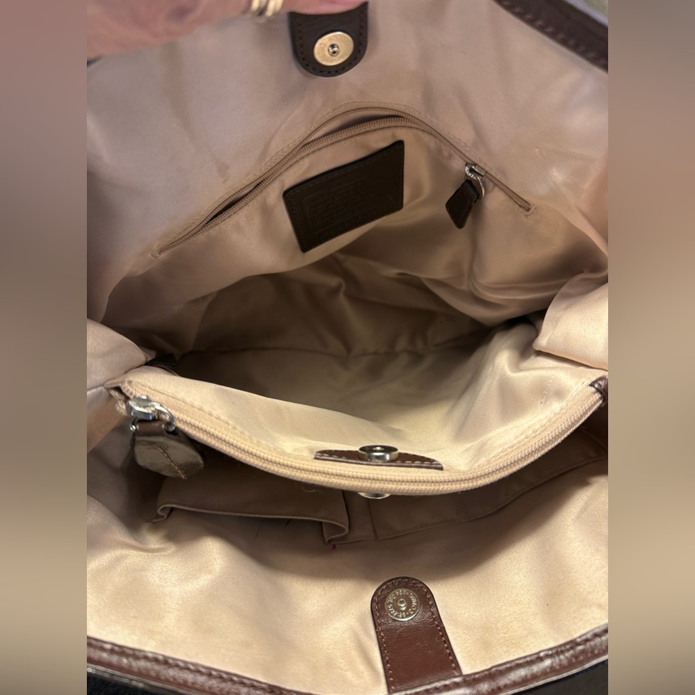 Coach Penelope Signature Sateen Satchel 2012 EUC - Picture 13 of 14
